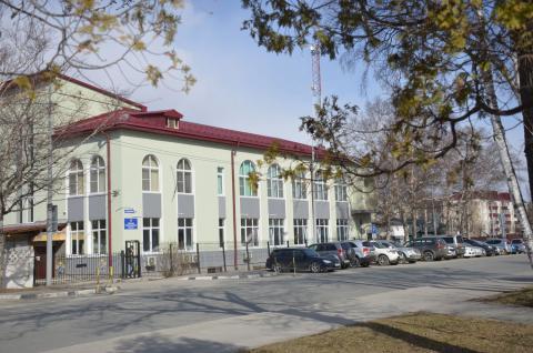 Зал торжественных приёмов Губернаторства Карафуто. Ныне военный следственный отдел, ул.Дзержинского,30  (Фото Владимир Чуйко).jpg