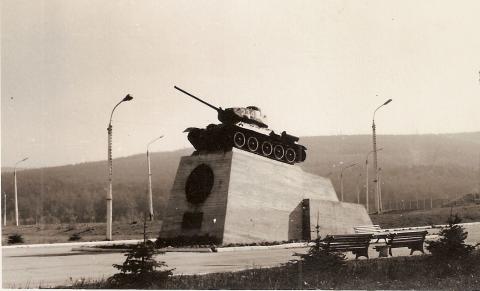 ПЛОЩАДЬ ПОБЕДЫ БЕЗ МУЗЕЯ.jpg